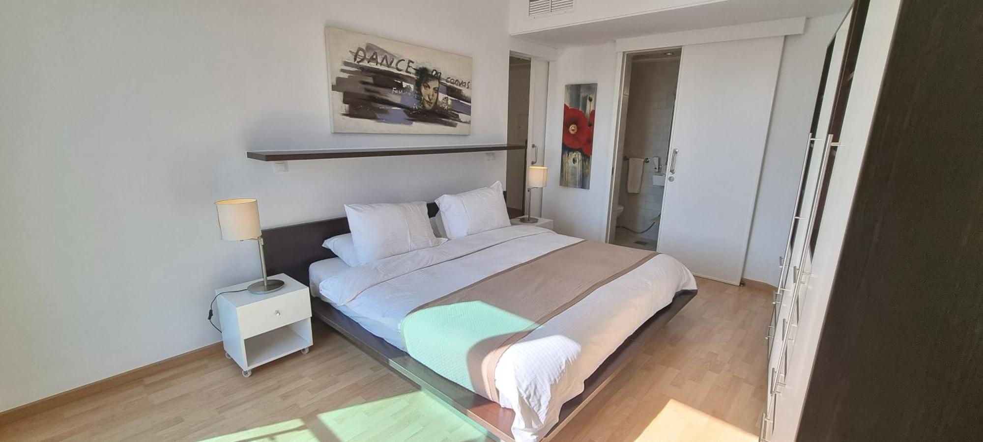 Sky Suites Beirut Exteriör bild