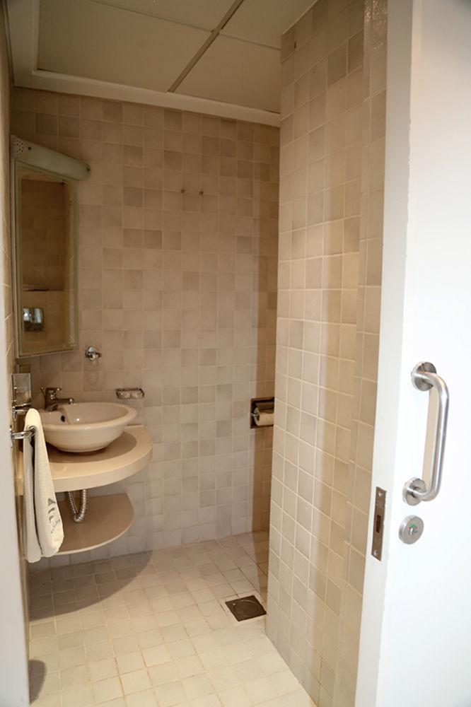 Sky Suites Beirut Exteriör bild