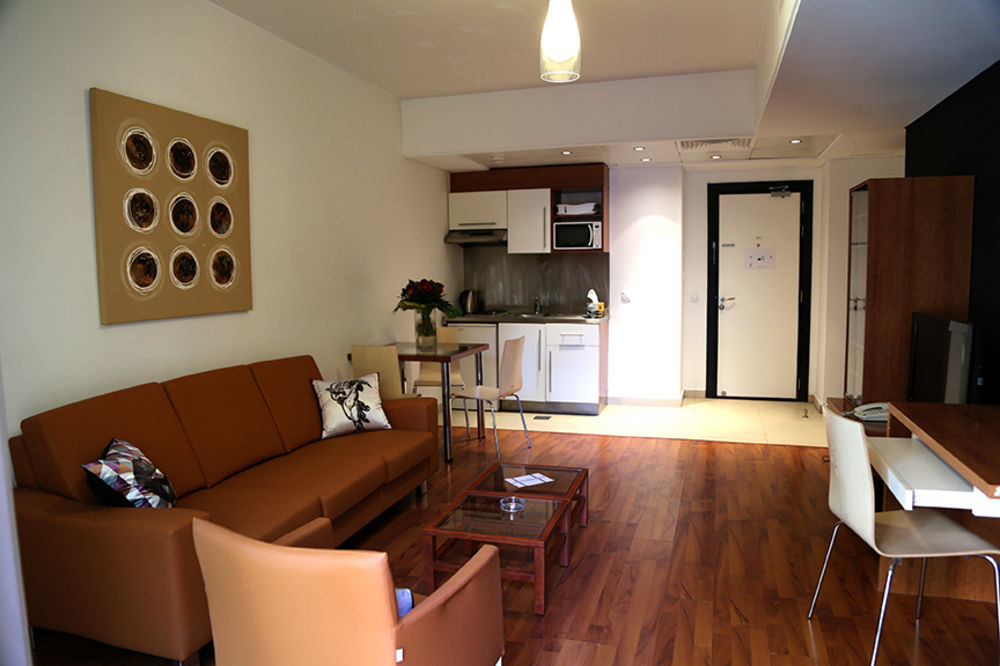 Sky Suites Beirut Exteriör bild
