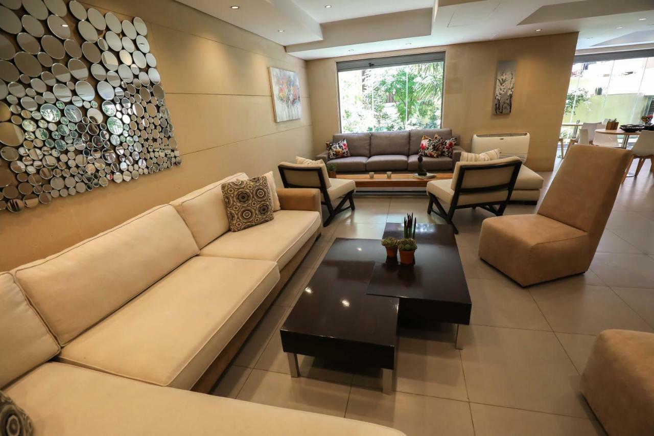 Sky Suites Beirut Exteriör bild