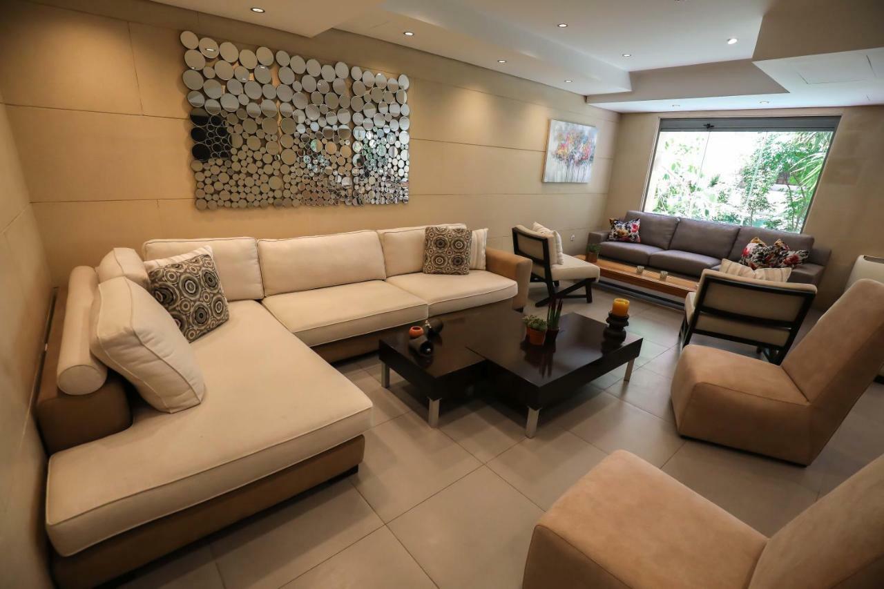 Sky Suites Beirut Exteriör bild